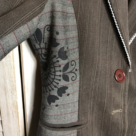 DESIGNERS REMIX COLLECTION BLAZER - Picture 3 of 8